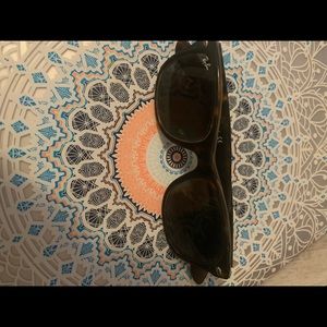 Ray bans ( smaller frame)